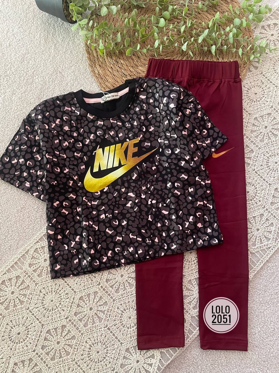 Nike burgundy ✅