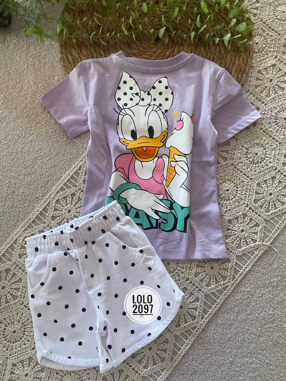 Lolo daisy duck