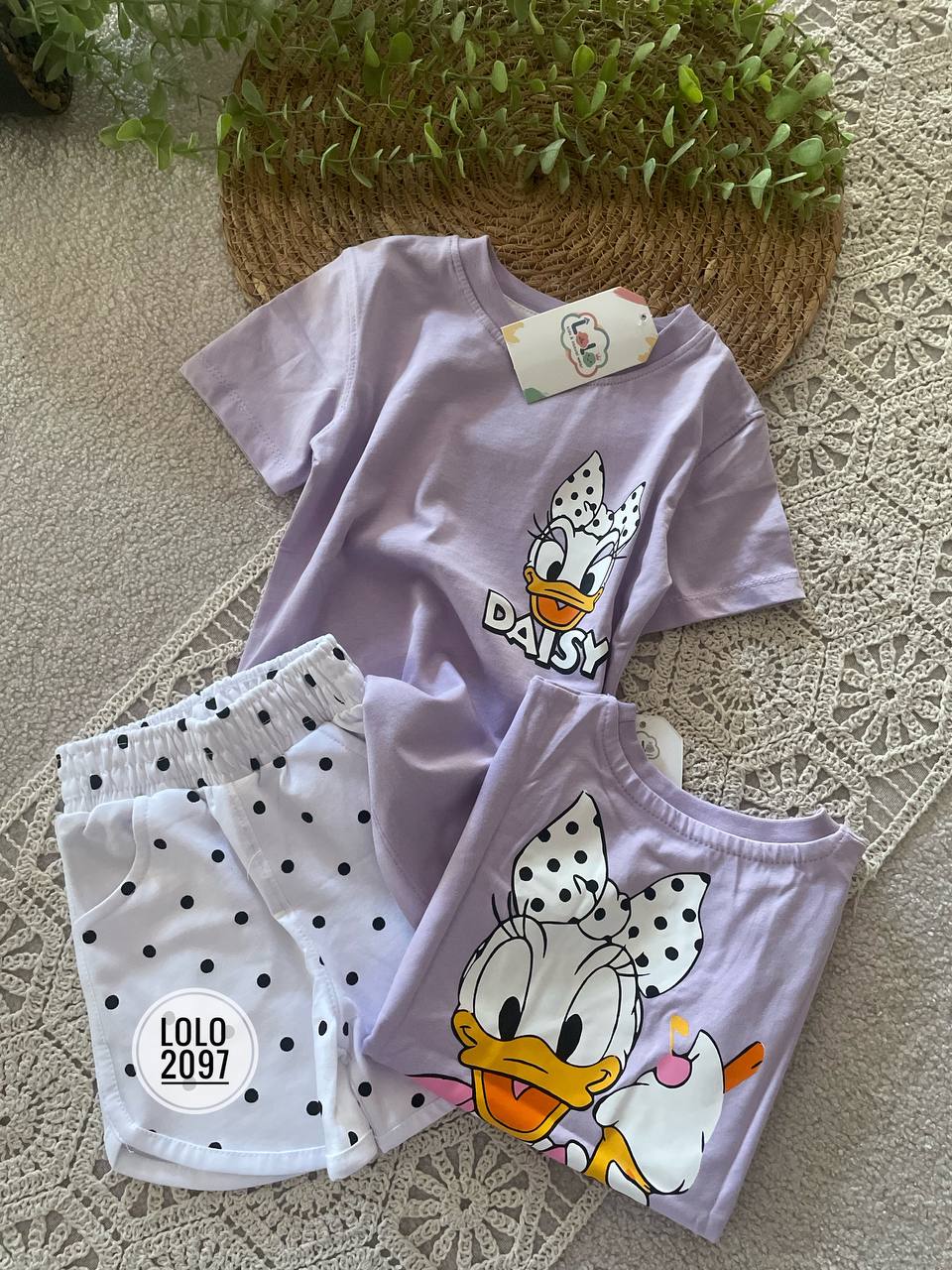 Lolo daisy duck