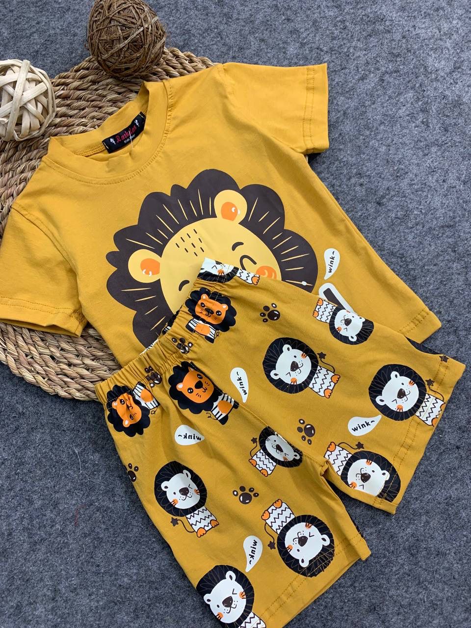 Yellow Rashdan